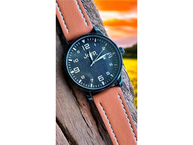 Jeep Watch with Brown Leather Strap – Rugged Elegance for Everyday