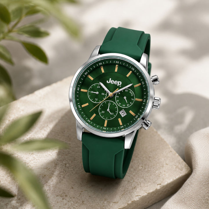 Jeep Watch with Green Silicone Strap – Outdoor-Inspired Timepiece
